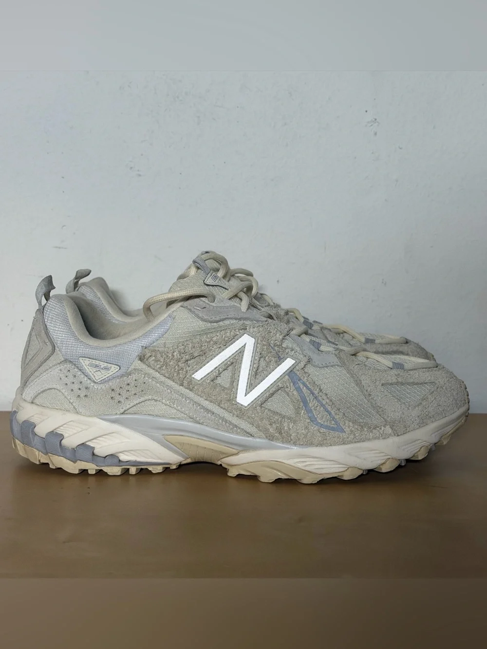 New Balance 610 Angora Turtledove Ivory Athletic Sneakers ML610TF Men’s Size 11